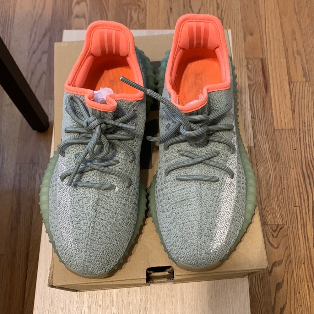 Yeezy Boost 350 V2